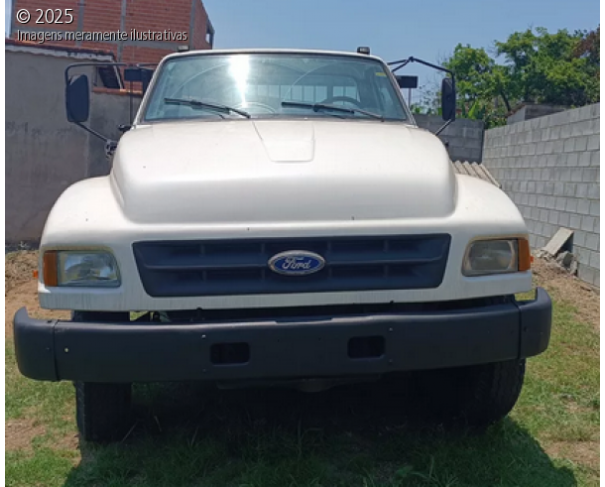 Foto de Veículo Ford/F12000 L, tipo caminhão, ano/modelo 1995/1995, cor branca, diesel